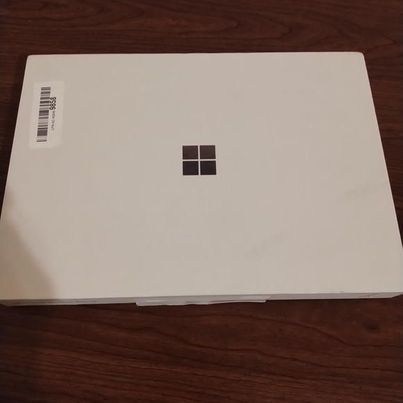 Microsoft Surface Laptop - Silver